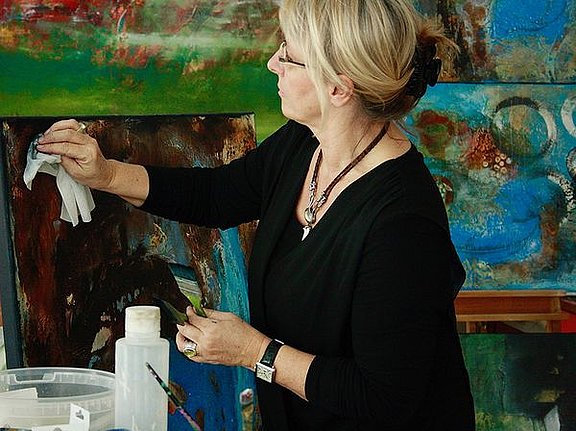 csm_Portraitbild_web_c6fbfa5ede.jpg